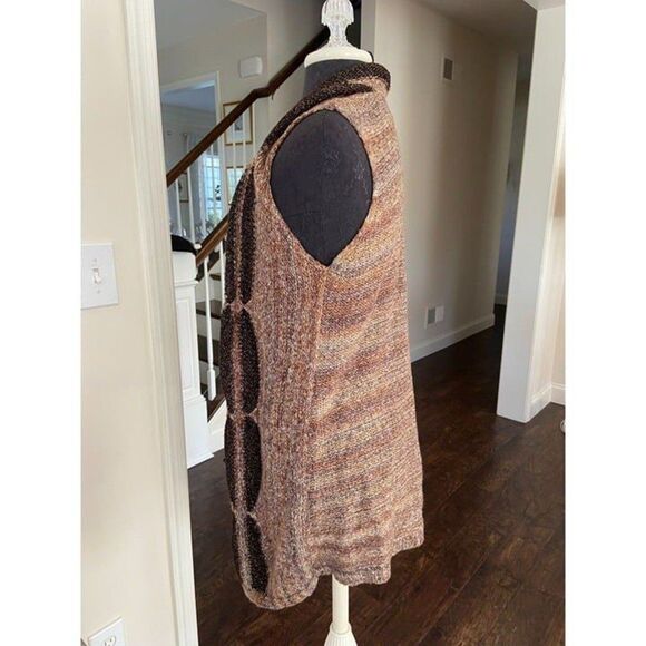 Brown sweater vest (size small/medium) - Picture 2 of 2